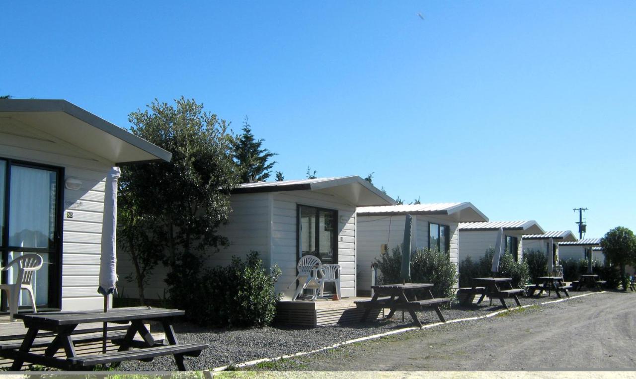 Napier Beach Top 10 Holiday Park & Motels Exterior photo