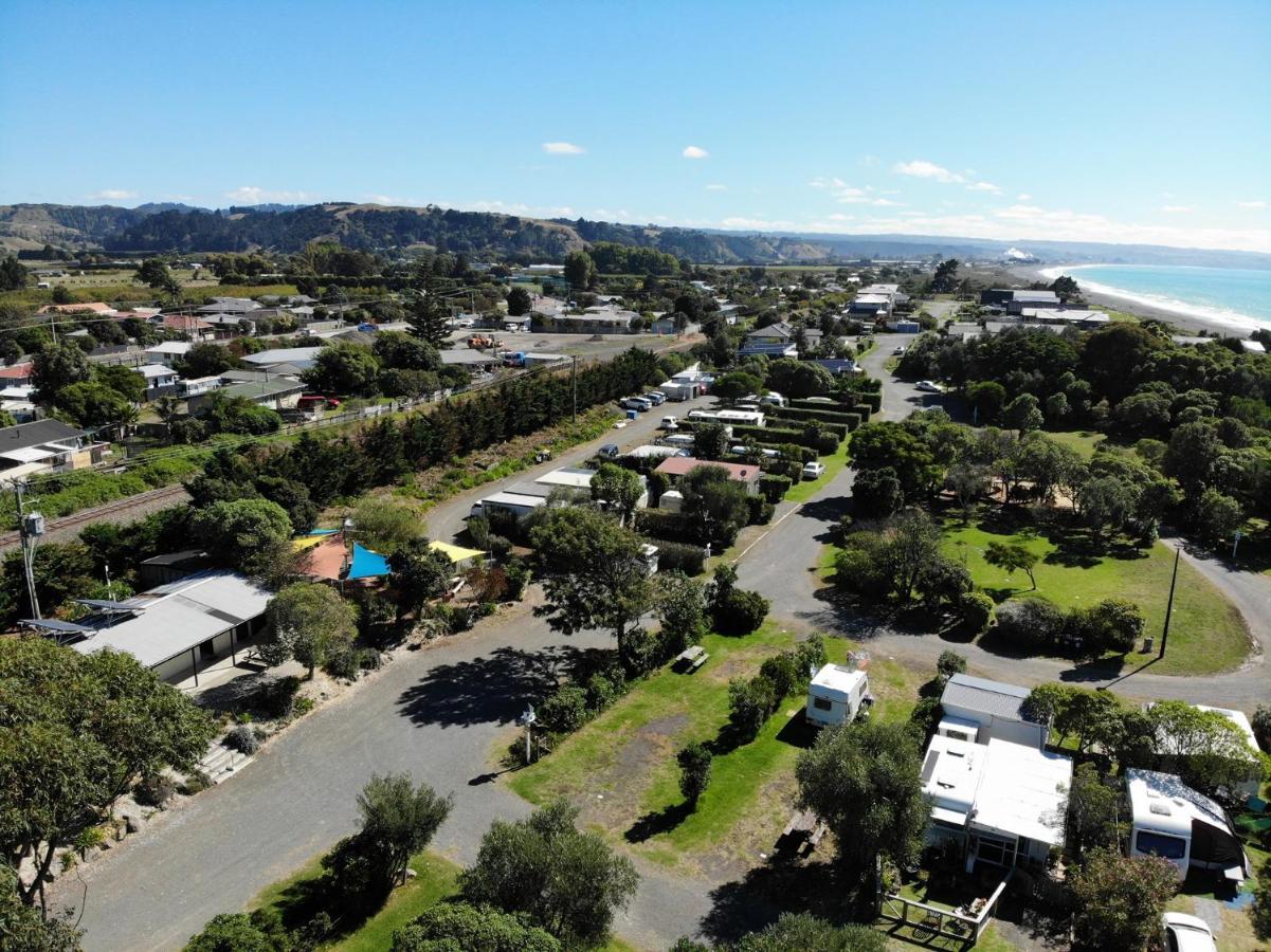 Napier Beach Top 10 Holiday Park & Motels Exterior photo