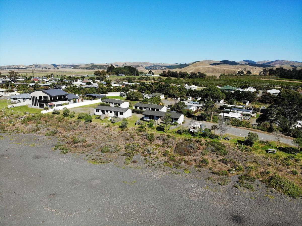 Napier Beach Top 10 Holiday Park & Motels Exterior photo