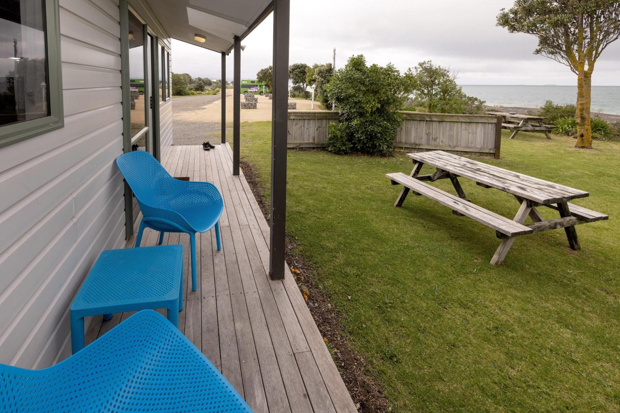 Napier Beach Top 10 Holiday Park & Motels Exterior photo