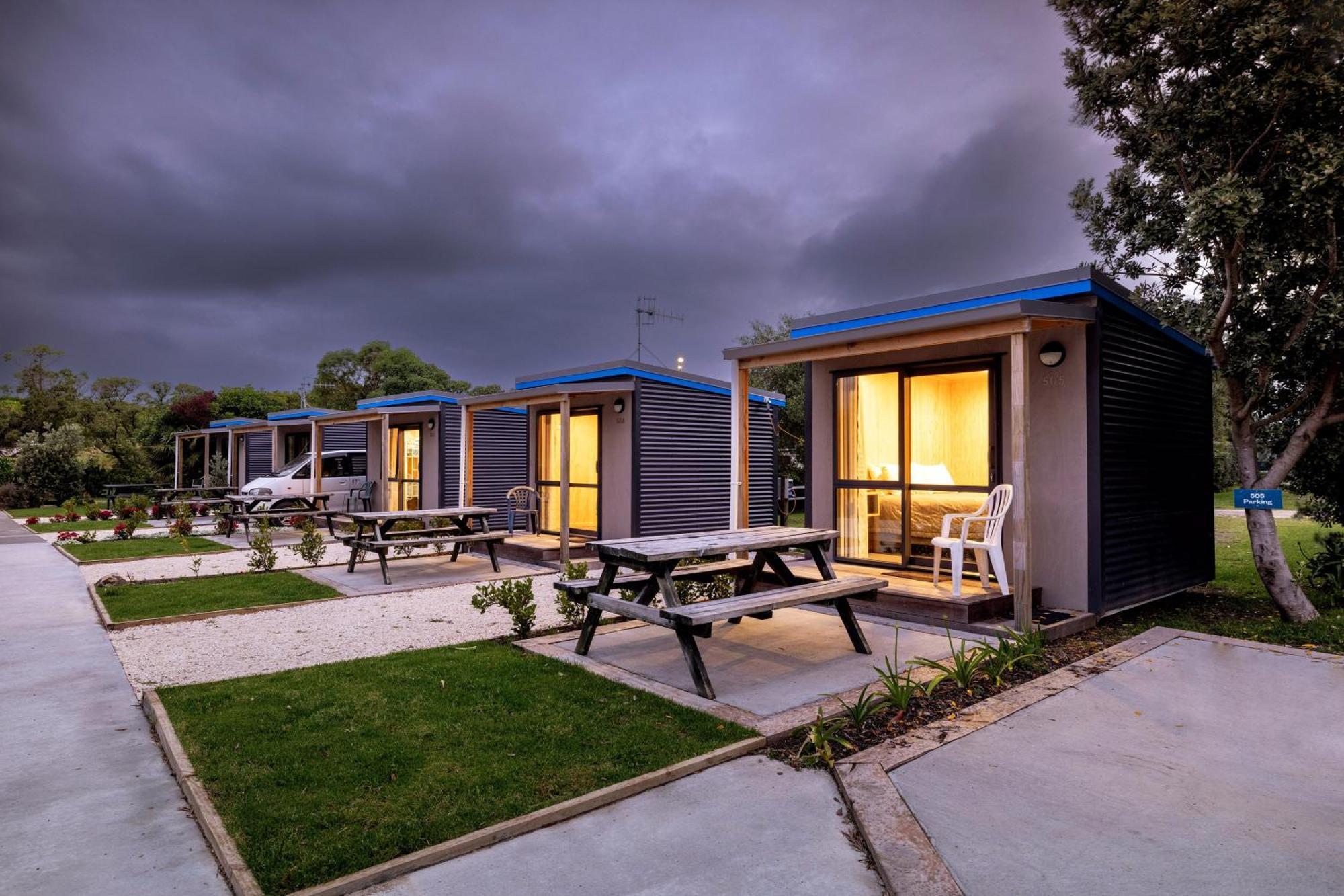 Napier Beach Top 10 Holiday Park & Motels Exterior photo